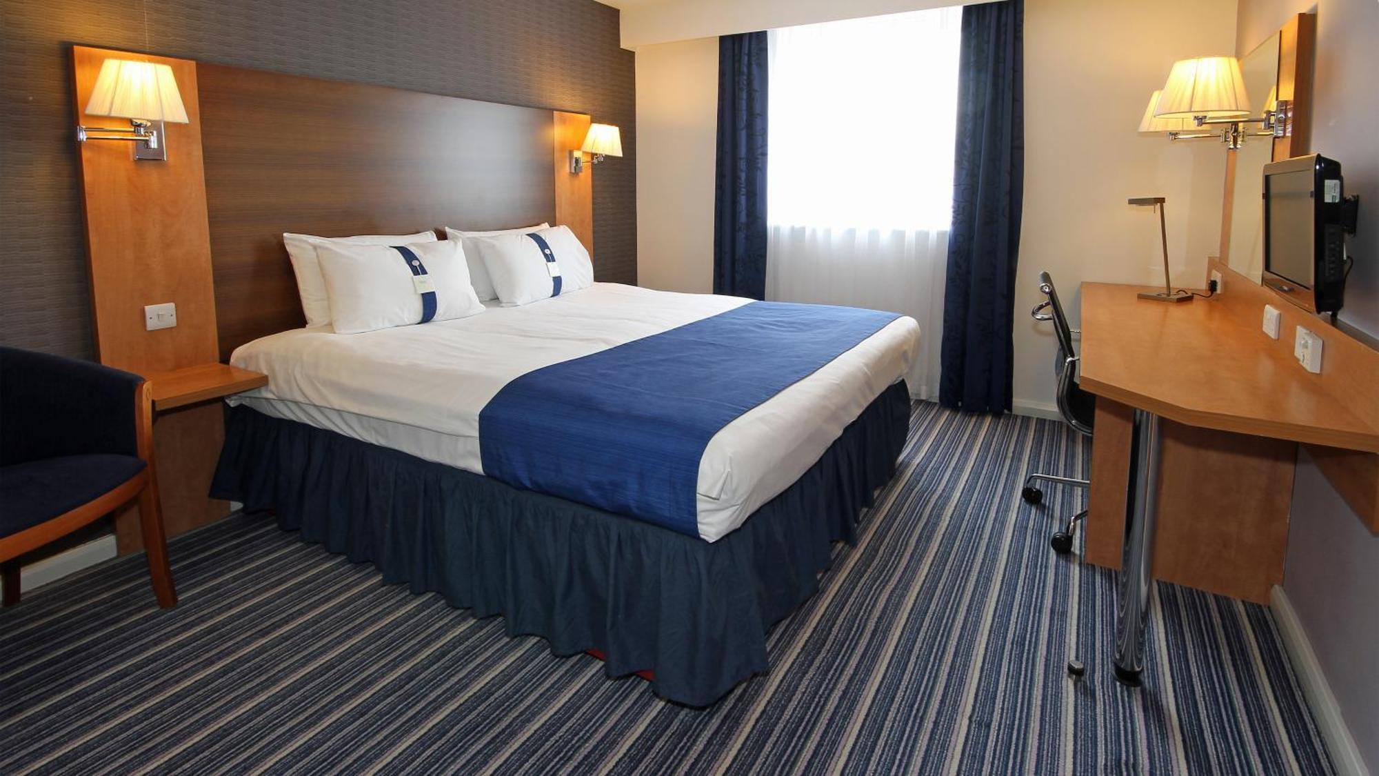 Holiday Inn Express Nuneaton By Ihg Exterior foto